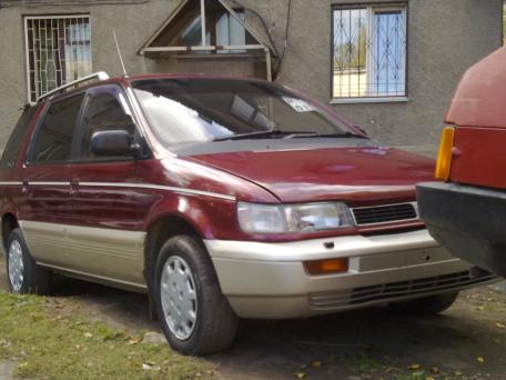 Продажа  Mitsubishi Chariot, 1993 г. , Бердск